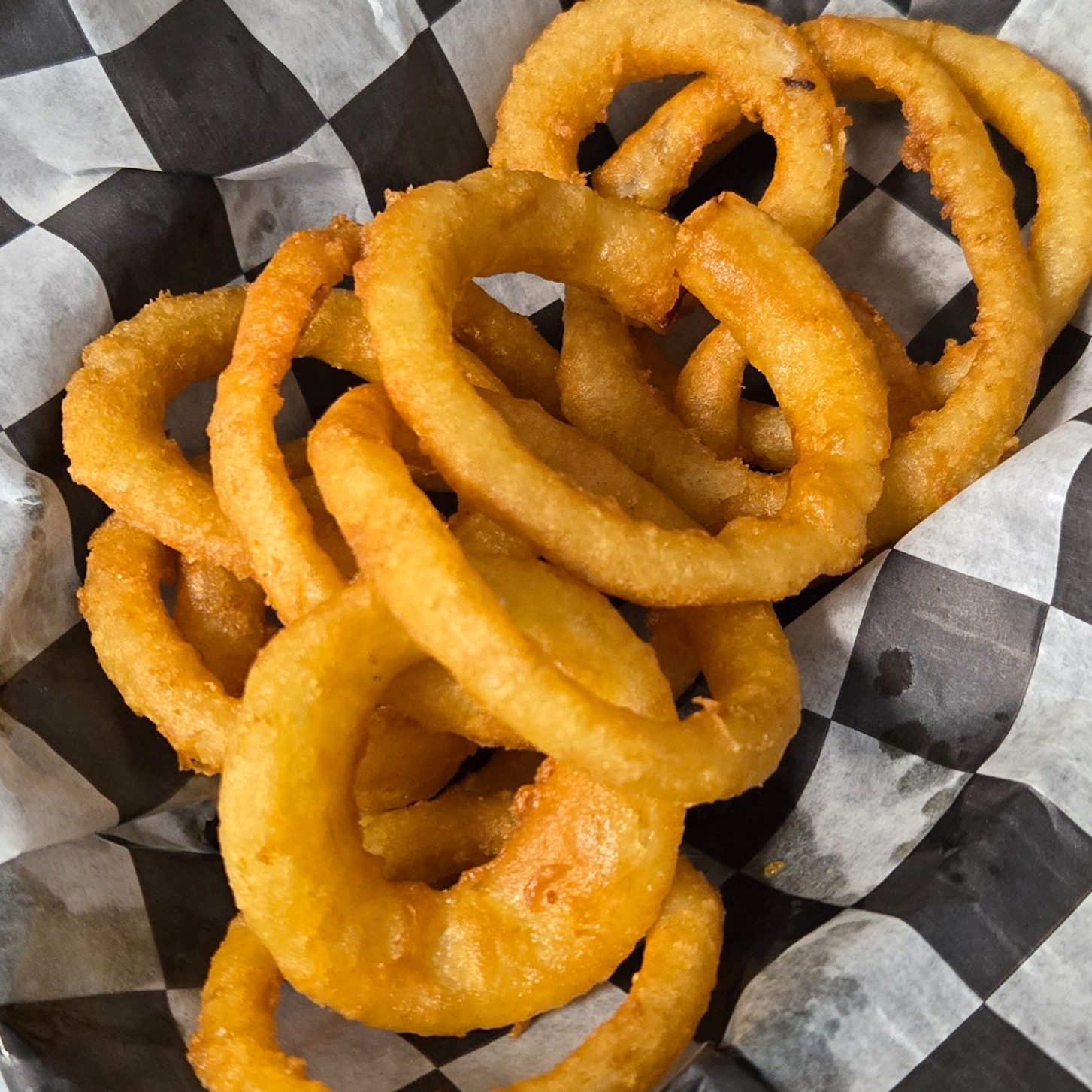 Basket Onion Rings.