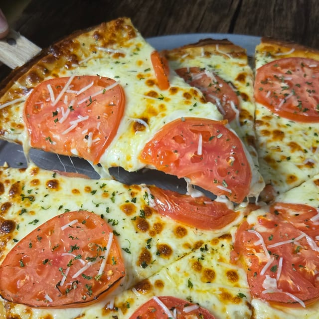 9" White Pizza.